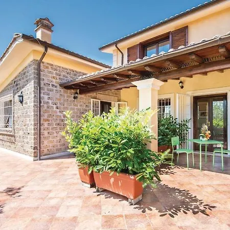 Sole * Civita Castellana